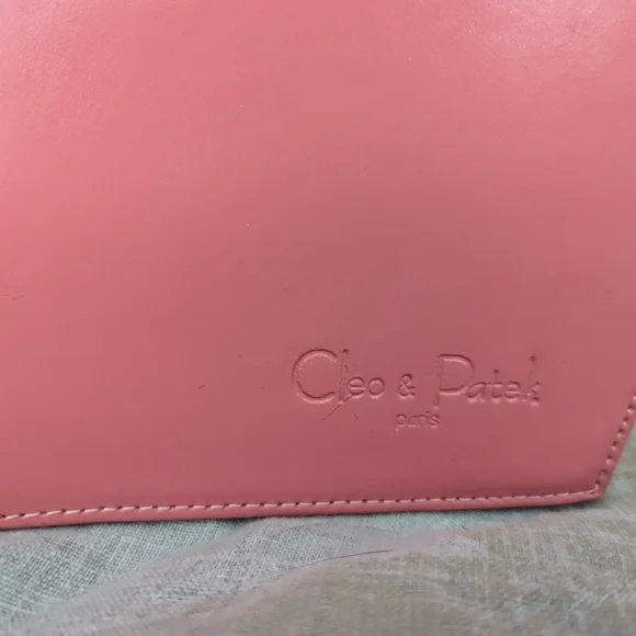 Purse - Picture 2 of 2